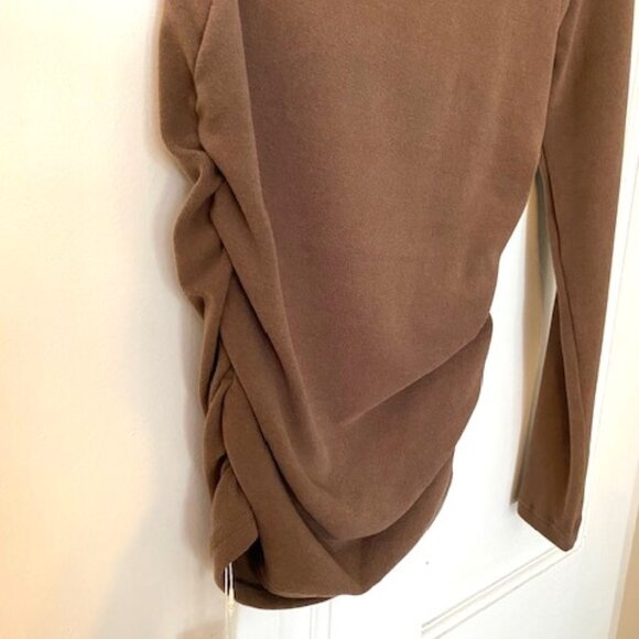 OGL ProWarm Thermal Ruched Sides Tuckable Mockneck Top S Mocha NWT - Picture 4 of 7